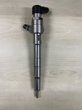 Wtryskiwacz Volkswagen Jetta IV 1.6 TDI - 03L130277B CAYC