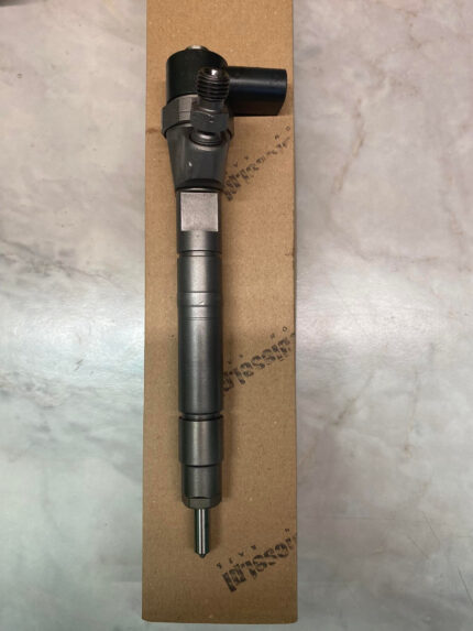 Wtryskiwacz Mercedes E 270 CDI/T-Modell - 0445110025