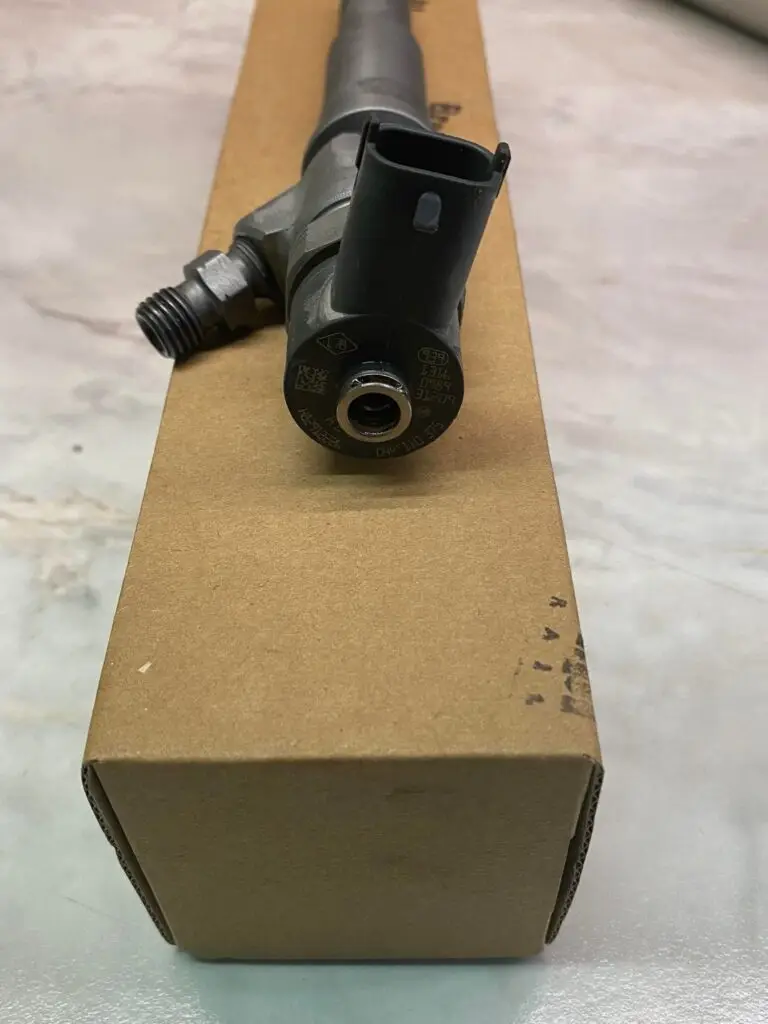 Wtryskiwacz Renault Master 2.3 dCi - 0445110634 - obrazek 2