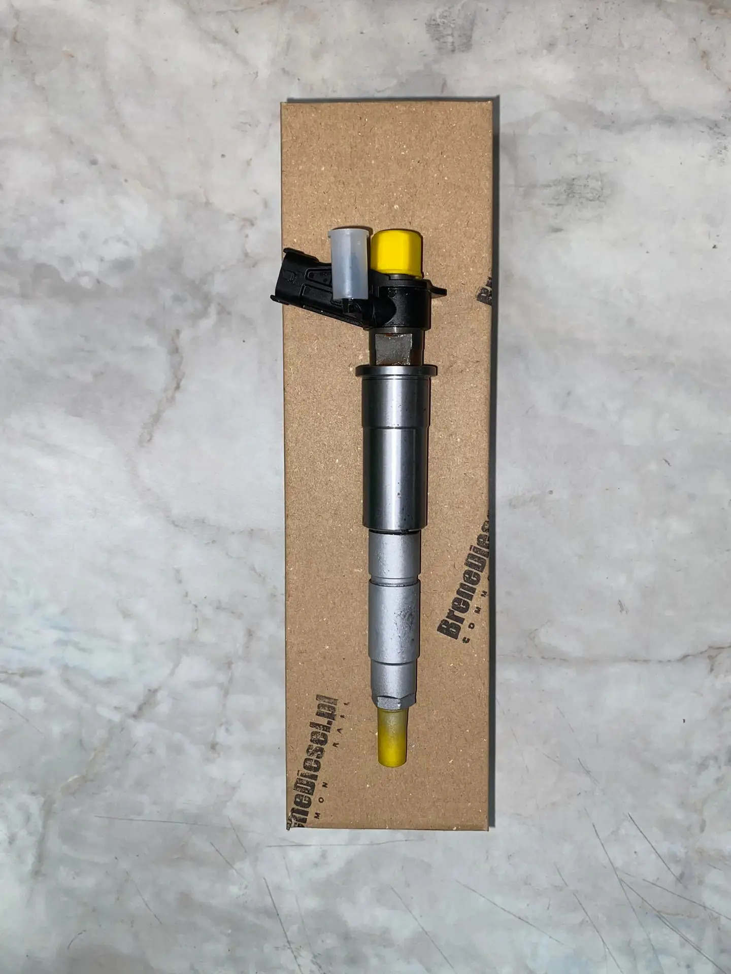 Wtryskiwacz Renault Trafic 2.0 DCI - 0445115007 Nowy Wtryskiwacz Renault Trafic 2.0 DCI - 0445115007 Nowy