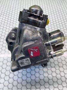 Hochdruckpumpe 28384347 / 967498448 Citroen Peugeot  Ford 2.0 TDCI HDI TDCi